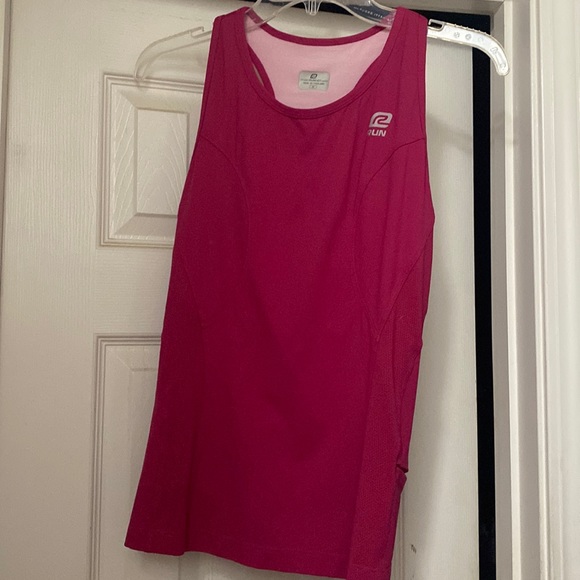 Roadrunner Sports Active Tank. Color: Pink Size M - Picture 1 of 2